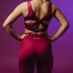 Alphalete Alphalux pocket leggings in Raspberry